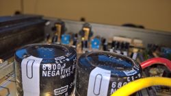 Wzmacniacz Macrom 44.07 - Dobór kondensatora pod wymiar i parametry ...