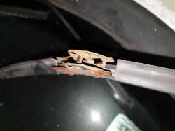 Jakie wycieraczki pasują do Alfy? Złącza niekompatybilne? Pomocy!