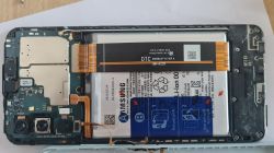 Samsung M13 SM-M135F – czy wyświetlacz SM-A235 (A23) pasuje do tego modelu?