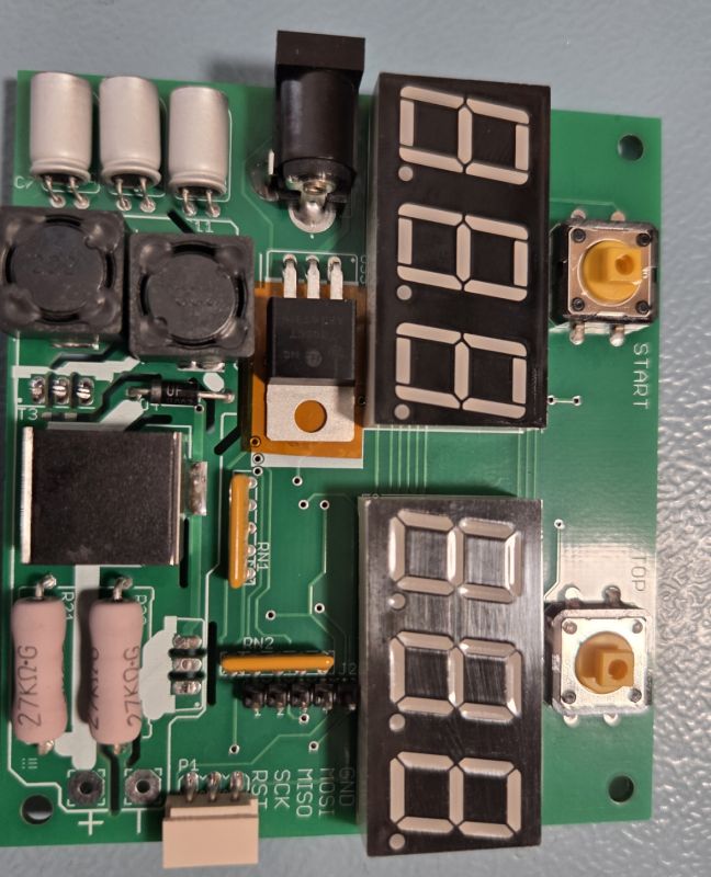 Gdzie znaleźć gerbery i pliki PCB do AVT 5570 Przyrząd do Formowania Kondensatorów
