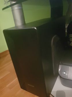 Jak podłączyć domowy subwoofer do wzmacniacza samochodowego? [Zdjęcia]