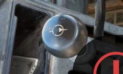 a: Multicar M25 mod. 91 - Wyjaśnienie oznaczeń przycisków i dźwigni w kokpicie