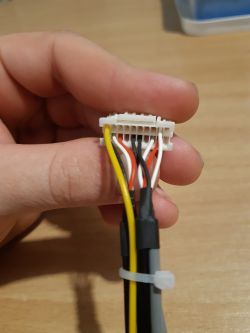 Czy mając wzmacniacz z high-input będę potrzebować RCA czincze?