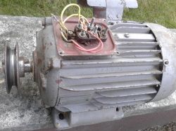 Silnik elektryczny 1F, SZJFe 24b. Silnik elektryczny 1F, SZJFe 24b.