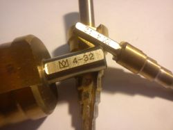 Problemy mechaniczne elektronika - Jak zrobić obudowę? Otwory duże i małe. Problemy mechaniczne elektronika - Jak zrobić obudowę? Otwory duże i małe.