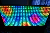 Wyświetlacz 32x16 LED RGB z piłeczek do ping-ponga. Wyświetlacz 32x16 LED RGB z piłeczek do ping-ponga.