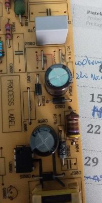 Whirlpool AKZM8420NB - wymiana uszkodzonego układu LNK364PN w piekarniku i co jeszcze sprawdzić?