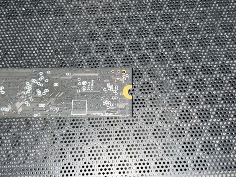 Gigabyte Gen4 4000E 1TB PS5021-E21T UART pad ID after KB5063878 brick