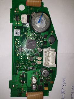 W211 - niesprawny zegarek po wymianie licznika. Jak naprawić płytę?