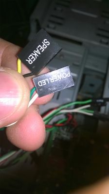 ACER Q65H2-AM - Anschließen von POWER-Schalter, POWER-LED, RESET-Schalter, USB1