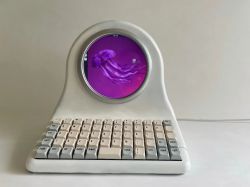 Retro komputer z 5" okrągłym wyświetlaczem