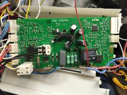 Krups EA816031 - Wyłącza się, problem z elektroniką