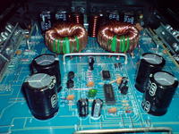 Identyfikacja 6-kanałowego wzmacniacza z MOSFET IRF540 i IRFZ44, brak oznaczeń