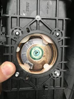 Peugeot 508 - Airbag - zmiana przewodów we wtyczce