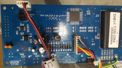 Waga CAS DB-1H się nie włącza i układ U1 4CM7 się grzeje - co robić?