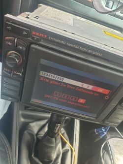 Leon 1 - Spadek jakości dźwięku głośników Hertz 165 z radiem 2DIN Vordon - możliwe przyczyny?