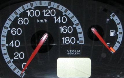 Seicento 1.1 - wskazówka paliwa zgłupiała