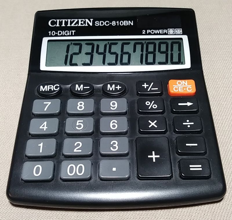 Relacja z diagnozy i naprawy kalkulatora elektronicznego