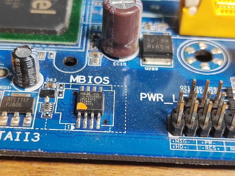 GA-945GCM-S2L Motherboard Section Close-up photo of a section of the GA-945GCM-S2L motherboard showing various electronic components.