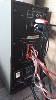 Jak podłączyć aktywny subwoofer Elta 8884 do Denon AVR 1905?