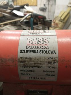 Kompatybilność falownika cyfrowego 1,5 kW AT3-1500X z szlifierką stolową