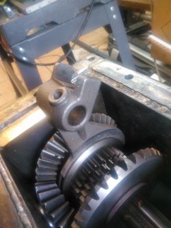 Mechaniczna skrzynia nawrotnika (revers box). Skąd, jak, od czego itp.?
