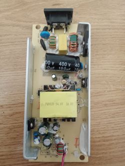 Naprawa ładowarki do hulajnogi Kugoo G2 Pro - brak napięcia na wyjściu transformatora