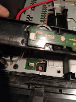 Jak uruchomić PS3 Slim 3000? Problem z uszkodzonym napędem/włącznikiem.