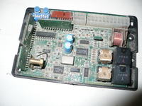 Identyfikacja alarmu z czarną obudową bez napisów - zdjęcia w linkach