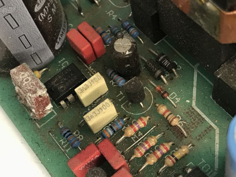 The inside of the Polish retro power supply Polwat PWS-100 RM 24V/4A - has it survived the years of 