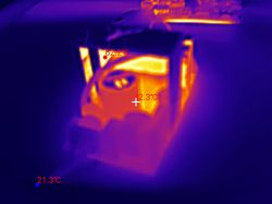[Thermal imaging] Internal view and test of the YSDS-60-5 4.5 A 22.5 W 5 V DIN rail power supply