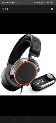 Słuchawki Steelseries Arctis Pro z podświetleniem RGB i kontrolerem.
