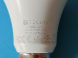 £1 Wnętrza inteligentnych żarówek: IKEA Tradfri LED2003G1, Ener-J SHA5262, niemarkowy PIR, Yi