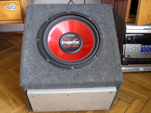 subwoofer SONY XS-L1030 jaka obudowa?