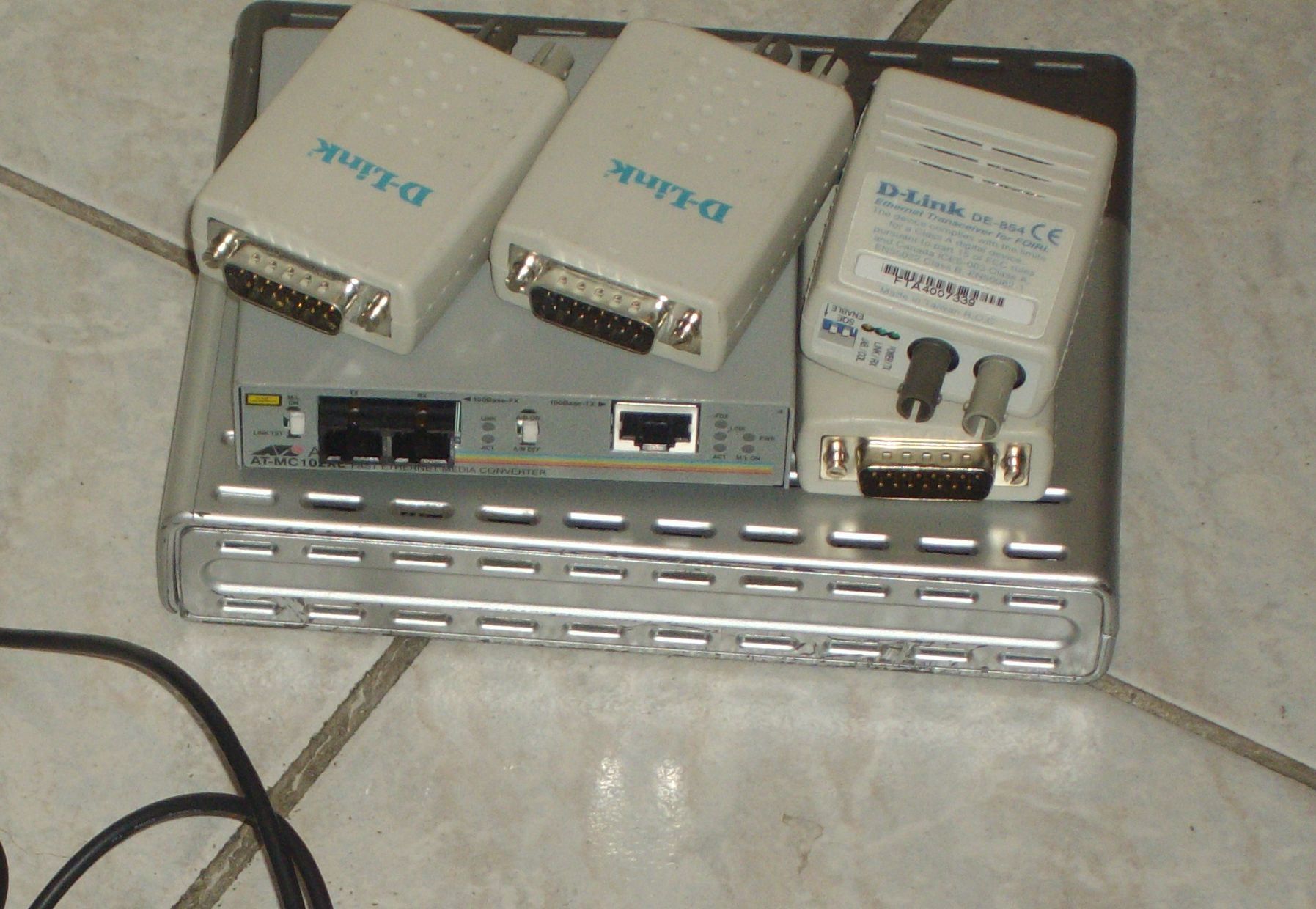 [Kupię] Transmiter Longshine LCS-883T-T AUI - RJ45 - 2 sztuki