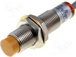 Jak ominąć czujniki indukcyjne na podporach pomocniczych żurawia?