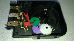 Zmywarka Hotpoint Ariston LSFF8M117 - rozsypany zawór trójdrożny