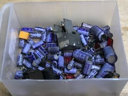 Stary tuner satelitarny Pace - co można wymontować ze środka?