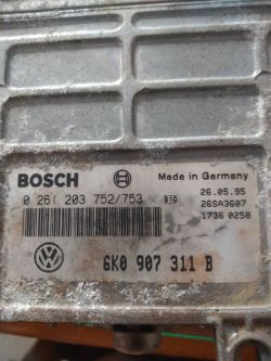 Gdzie znajdę spis pinoutu ECU z Seata Cordoba 1.6? Problem z błędem.