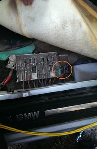 BMW E39 - brak reakcji po przekręceniu kluczyka, kontrolki nie gasną, błędów brak