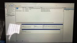 Dlaczego po formatowaniu ACER Aspire Switch 10E nie wykrywa dysku dodatkowego?