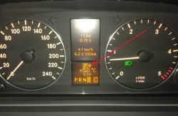 MB A-klasa W169 109KM CDI 2011 - Nieznane oznaczenie na wyświetlaczu?
