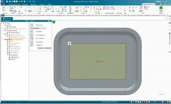 Ekran programu Solid Edge z projektem tacki w toku.