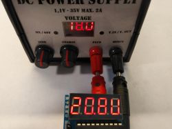 Cyfrowy Termometr/Woltomierz - DIY Kit - CNIKESIN 56-116 - Recenzja/Test