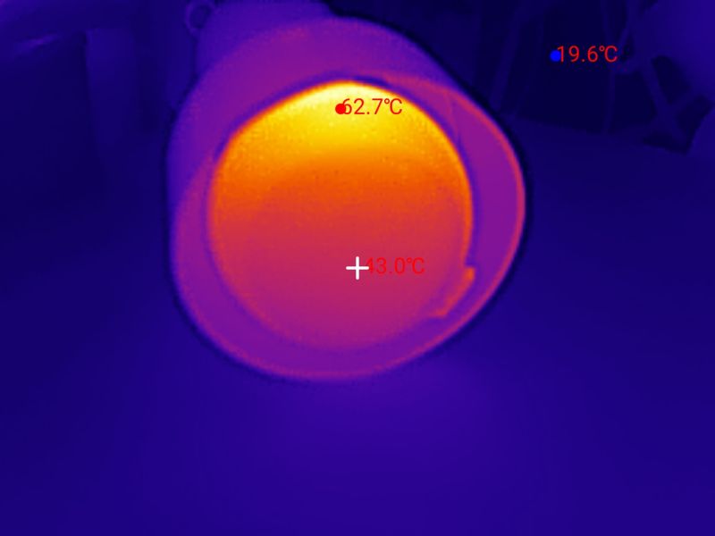How much does Tuya's Wi-Fi controlled LED lamp heat up? Changing the firmware and extending the life