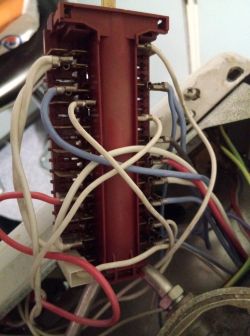 Kuchenka Amica G5E3.43ZpTeKD - uszkodzony przełącznik funkcji piekarnika