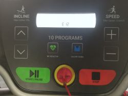 Bieżnia Domyos T520A - Błąd E12, rozwiązania i pomoc w naprawie