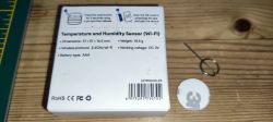 Temperature and Humidity Sensor Packaging (Wi-Fi) Packaging of temperature and humidity sensor with accessories