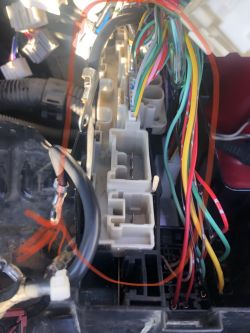 Citroen C1 benzyna 1,0 - Silnik gaśnie i ma problemy z rozruchem.