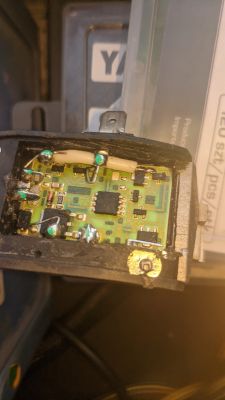 Zwiększenie ładowania Volvo - Zwiększenie napięcia ładowania